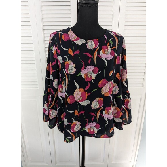 W5 Blouse Women’s Sz L Flowy Lightweight Artsy 3/4 Bell Sleeve Navy Pink Floral - Picture 1 of 13